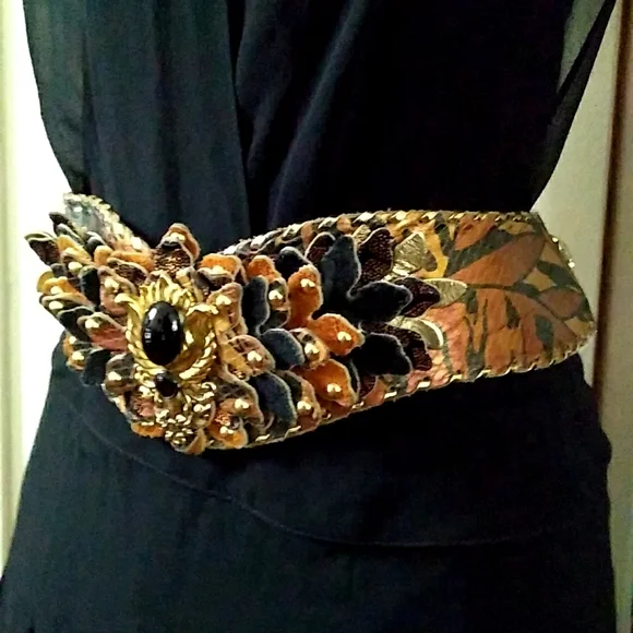 c '90s It's a Jungle Hand-Made Embellished Leather Belt VINTAGE - Picture 3 of 16